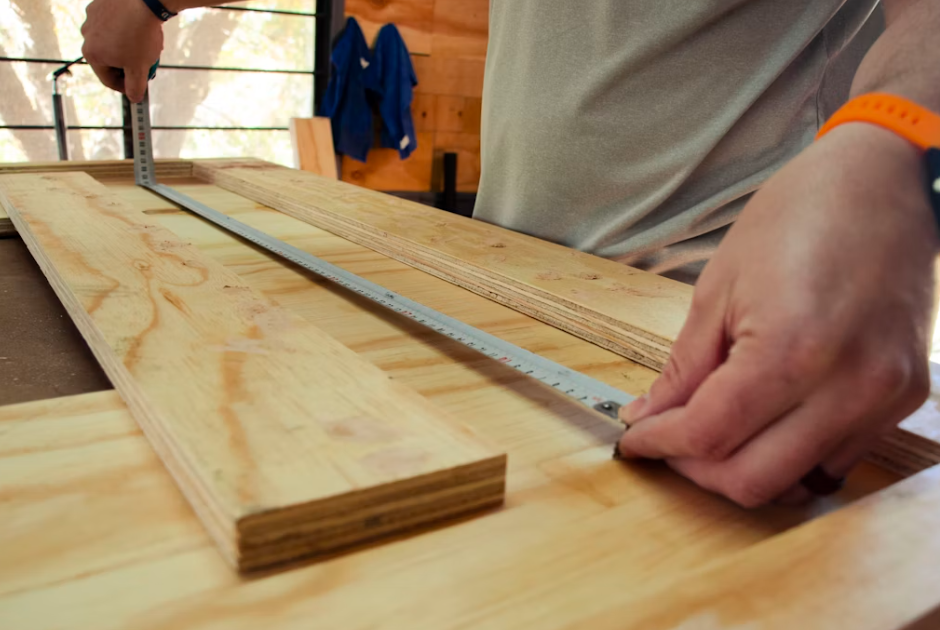 Key Questions to Ask a Professional Before Hiring Them for Your Bespoke Joinery Project